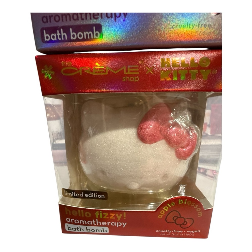 Hello Kitty x The Crème Shop Aromatherapy Bath Bombs Limited Edition x2 NEW - Picture 3 of 5